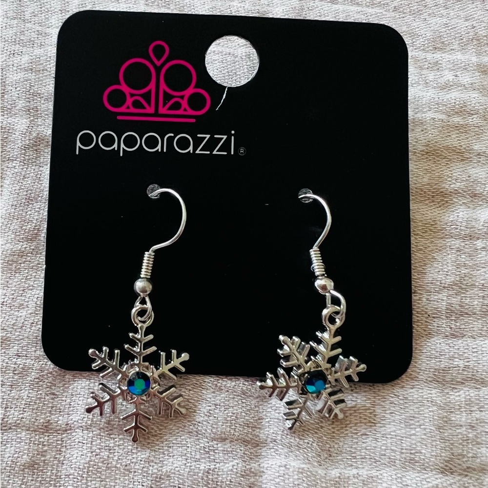 Paparazzi Earring Set, Snowflakes, New